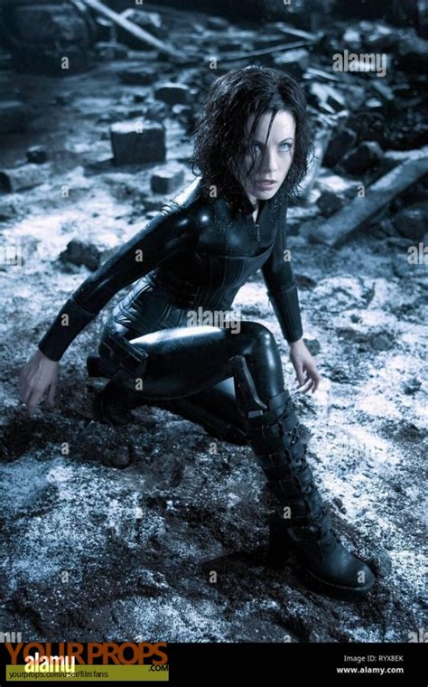 Underworld: Evolution, Selene Underworld Boots 